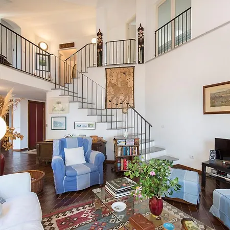 Vila Sleeps 8 Wifi