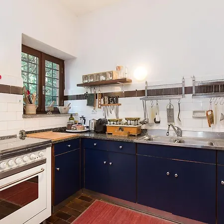 Sleeps 8 Wifi Vila *